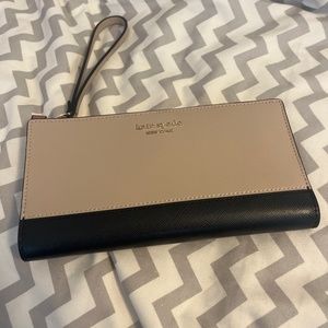 Kate spade Continental Wristlet